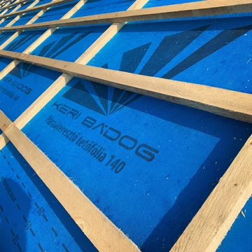 Páraáteresztő fólia 75m2 140 g/m²