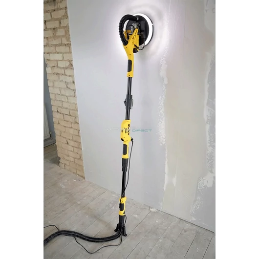 Fal csiszolása Stanley FatMax zsiráffal