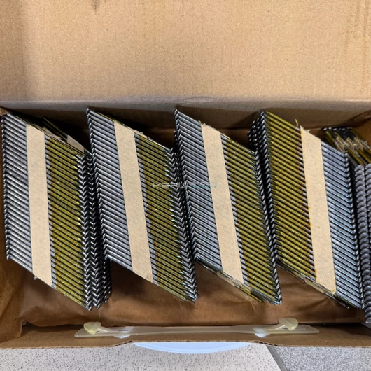 Woodpecker D fejű 2,8 x 90 mm gyűrűs szeg - 34° - 2000 db